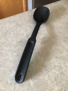 Pampered Chef Nylon Spoon GUC shows minor wear - Picture 1 of 2