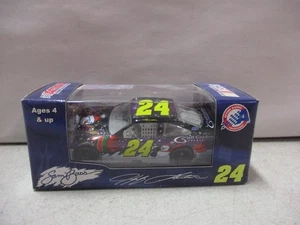 Bajo de acción Jeff Gordon Sam 2008 vacaciones 1/64 - Imagen 1 de 3