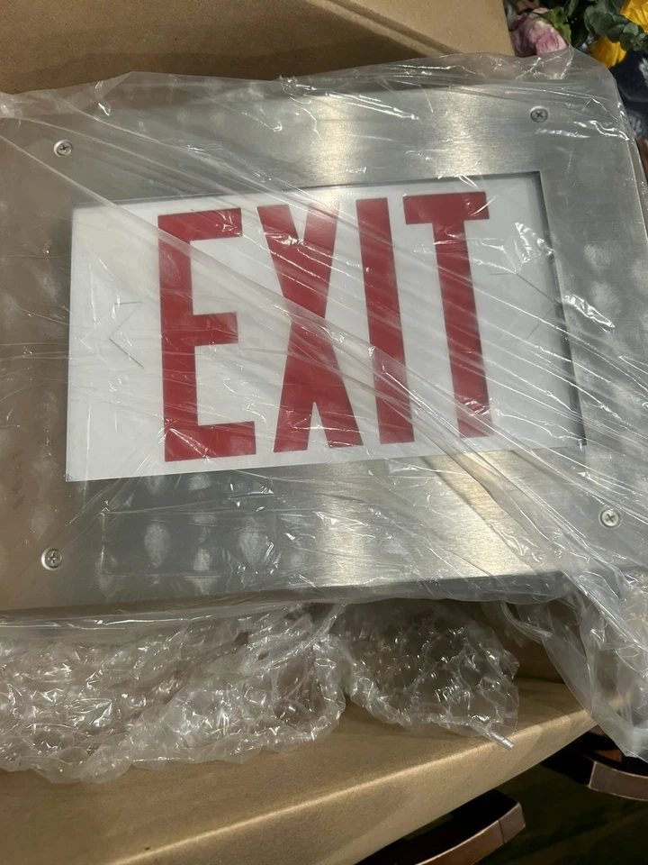 Letrero de salida de emergencia para sala limpia Kenall CMEXR-5F-R-DT-NT TIPO: XLI Foto 1 de 4