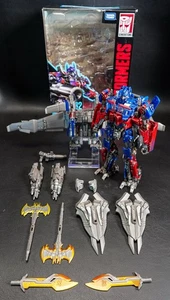 Pintura Personalizada Transformers Studio Serie 32 Optimus Prime + Kit Jetwing ADN DK-15 - Imagen 1 de 18