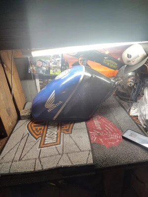 Honda CBR600F2 CBR 600 F2 1991-1994 OEM tanque de gasolina pila de gasolina púrpura usado Foto 1 de 4