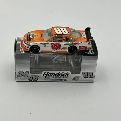 Dale Earnhardt Jr #88 Amp Energy/ Energy Juice 2010 1:64 NASCAR COT diecast Foto 1 de 4