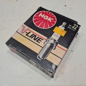 NGK BUR5ET VOLKSWAGEN GOLF III VENTO 1.4 1.8 Spark Plugs 4pc - Picture 1 of 2