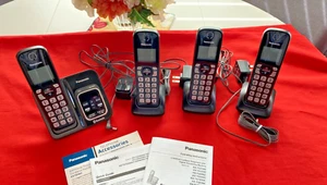 Panasonic KX-TGD560 Link2Cell Bluetooth Cordless Spkr Answering Sys 4 Handsets - Picture 1 of 8