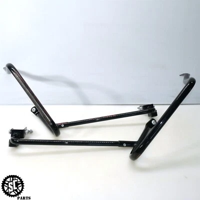 2022 HARLEY DAVIDSON ULTRA LIMITED SADDLEBAG SUPPORT GUARD LOWER BRACKET - Image 1 of 4