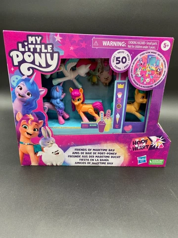 NIB My Little Pony Hoof To Heart ~ Friends of Maretime Bay Play Set Cover