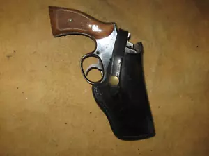 S&W Brand Lined Heavy leather Holster S&W K Frame 19 66 2 1/2" RH GC 250327 - Picture 1 of 3