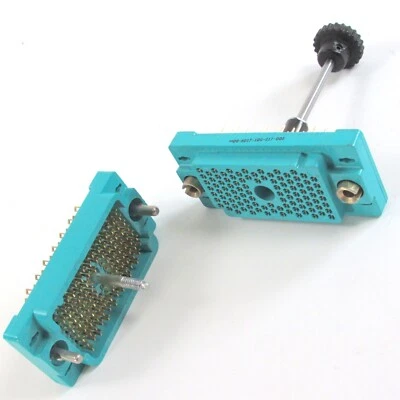 PAR EMPAREJADO ELCO 8017 Conector Polarizado 100 Posiciones con Tuerca de Accionamiento Foto 1 de 4