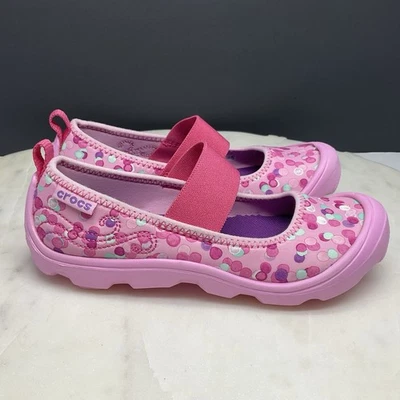 Crocs Duet Busy Day Mary Jane Zapatos Niñas Talla 13 Bailarina Planos Cómodos Rosa Foto 1 de 4