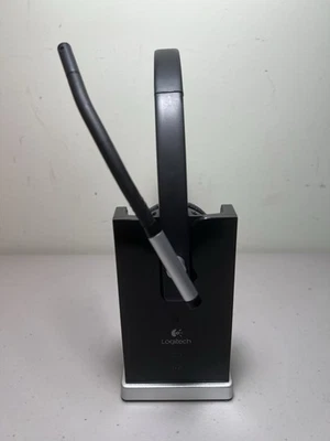 Logitech Dual H820e Wireless Stereo Headset with Noise-Cancelling Microphone - Image 1 of 4