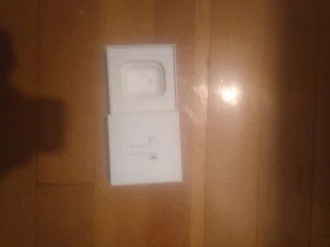 AirPods boîte seule - Photo 1 sur 2