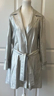 JONES NEW YORK WOMENS SILVER METALLIC OPEN FRONT  TRENCH COAT SIZE MEDIUM NWOT  - Image 1 of 4