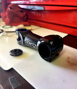 Thomson Elite X4 Stem 100mm, Ø31.8mm, 0° rise, 1-1/8" steerer + Thomson Top Cap - Picture 1 of 4