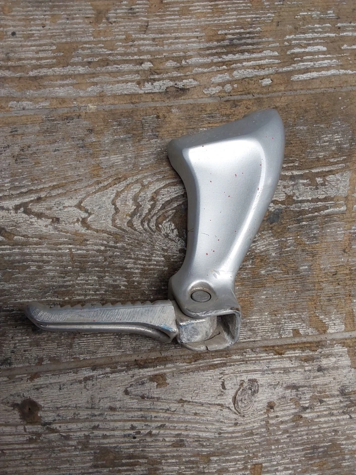 2001 01 98-03 Suzuki TL1000R TL 1000 R trasero derecho pasajero reposapiés reposapiés Foto 1 de 4