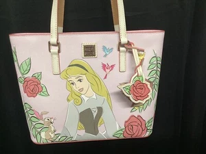 2024 Disney Dooney & Bourke Sleeping Beauty Aurora 65th Anniversary Tote Bag New - Picture 1 of 7