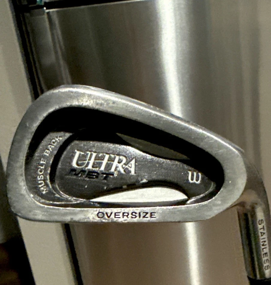 Wilson Mano Derecha Ultra Grande 432 9 Hierro Cuña Músculo Espalda Foto 1 de 4