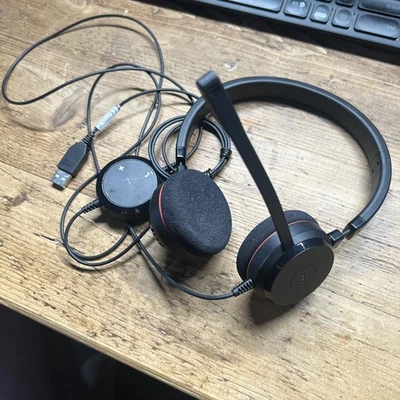 Jabra HSC016 Stereo USB Wired Headset - Tested & Working - Image 1 of 3