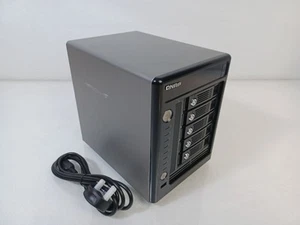 Qnap TS-509 Pro 5 Bay Network Attached Storage NAS - 5x 500GB HDDs (2.5TB) - Afbeelding 1 van 6