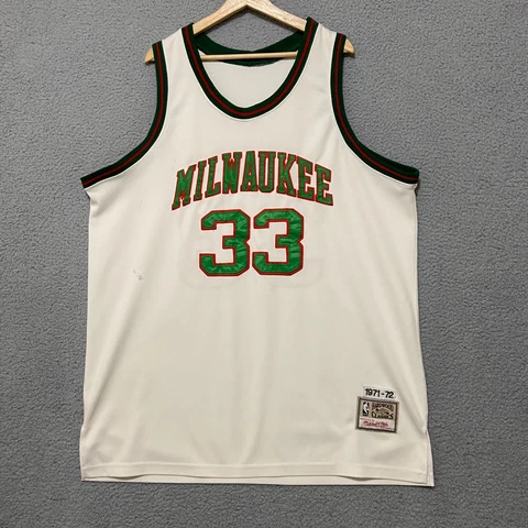 71 - 72 Kareem Abdul Jabber Milwaukee Bucks Mitchell & Ness HWC Jersey Men's 56 Cover