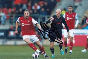 Tom Eaves Hand Signed Rotherham United 6x4 Photo Football Autograph 1 - Picture 1 of 1