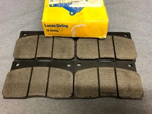 NEW JAGUAR XJ6 XJ12 XJS VP COUPE XJ40 DAIMLER BRAKE PAD SET LUCAS GIRLING - Picture 1 of 1