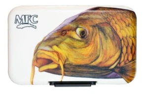 CAJA DE POLI MOSCA MONTANA FLY COMPANY MFC HALLOCK'S CARP CON ESPUMA DE HENDIDURA - Imagen 1 de 3