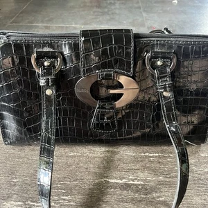Y2K Borsa a tracolla vintage Guess in pelle nera - Foto 1 di 13