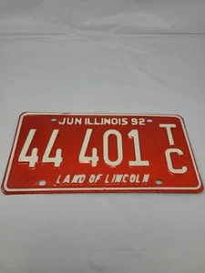 Placa de licencia de Illinois 44 401 TC Land Of Lincoln 1992 de colección todo rojo - Imagen 1 de 2