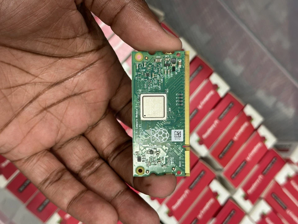 Raspberry Pi 3+ 16GB - Image 1 of 1