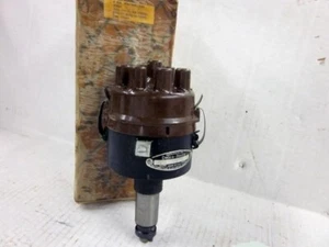 WWII G103 Stuart G200 Chaffee Tank Gun Carriage Cadillac V8 Distributor NOS - Bild 1 von 1