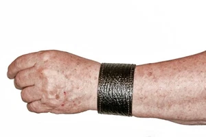 Cuff or bracelet made from Real Shark Skin and Kangaroo lined In two colors - Picture 1 of 10