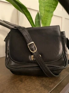 Vintage Cole Haan black leather cross body bag. - Picture 1 of 2