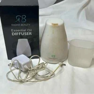 Radha Beauty weiß ätherisches Öl Diffusor GUC - Bild 1 von 3