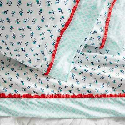 Queen The Pioneer Woman 4-Piece 300 Thread Count Printed Cotton Bed Sheet