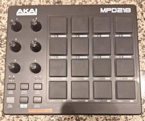 AKAI MPD 218 DRUM PAD - Picture 1 of 3