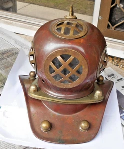 Casco de buceo vintage réplica miniatura azul marino cobre y latón - Imagen 1 de 5