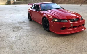 Ford Mustang SVT Cobra R Maisto 1/18 Custom Saleen Shelby Roush - Bild 1 von 6