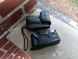 VINTAGE MINOLTA AF101R 35MM FILM CAMERA WITH CASE WORKS - Picture 1 of 4