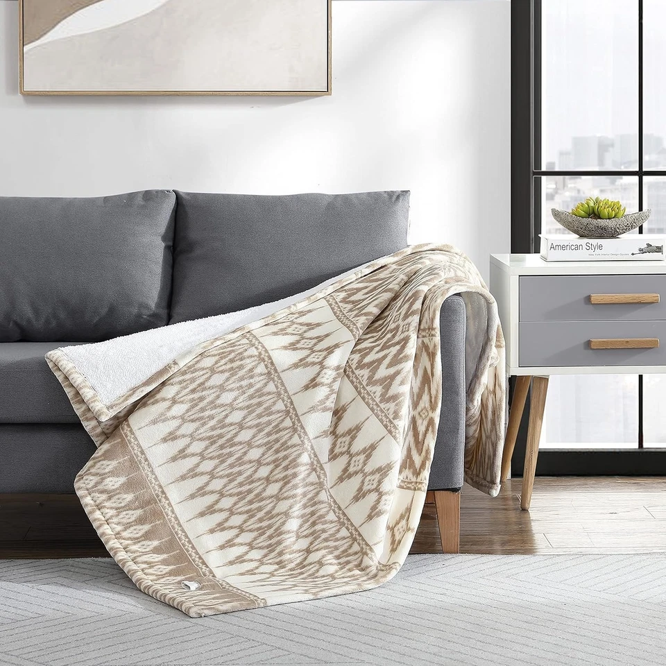 Eddie Bauer Soft Smooth Electric Throw Invisi-Wire Technology 50x60 Beige Oyster Foto 1 de 4