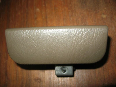 1996 - 2000 Honda Civic коричневый перчаточный ящик замок защелка без ключа включены - Изображение 1 из 4