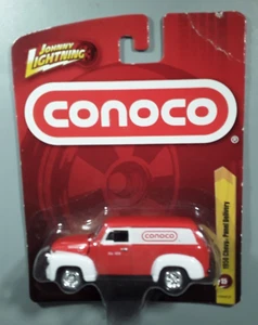 Johnny Lightning Conoco 1950 Chevy Panel Delivery on the Card - Picture 1 of 1