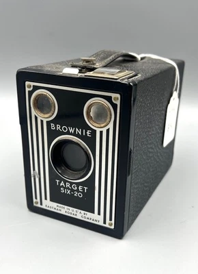 Cámara de caja Kodak Brownie Target Six-20 de colección, con instrucciones. Foto 1 de 4