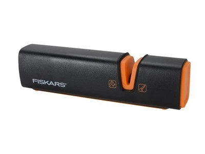 Fiskars Xsharp Axe & Knife Sharpener 1000601 - Image 1 of 3