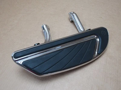 Harley Davidson CVO Ultra Ltd 180 2015 16,689 miles right riders footrest (9701) - Изображение 1 из 4