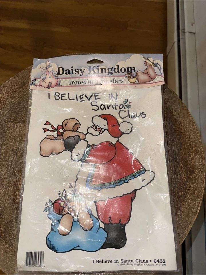 1989 Daisy Kingdom Iron-on Transfers I Believe in Santa Claus 6432