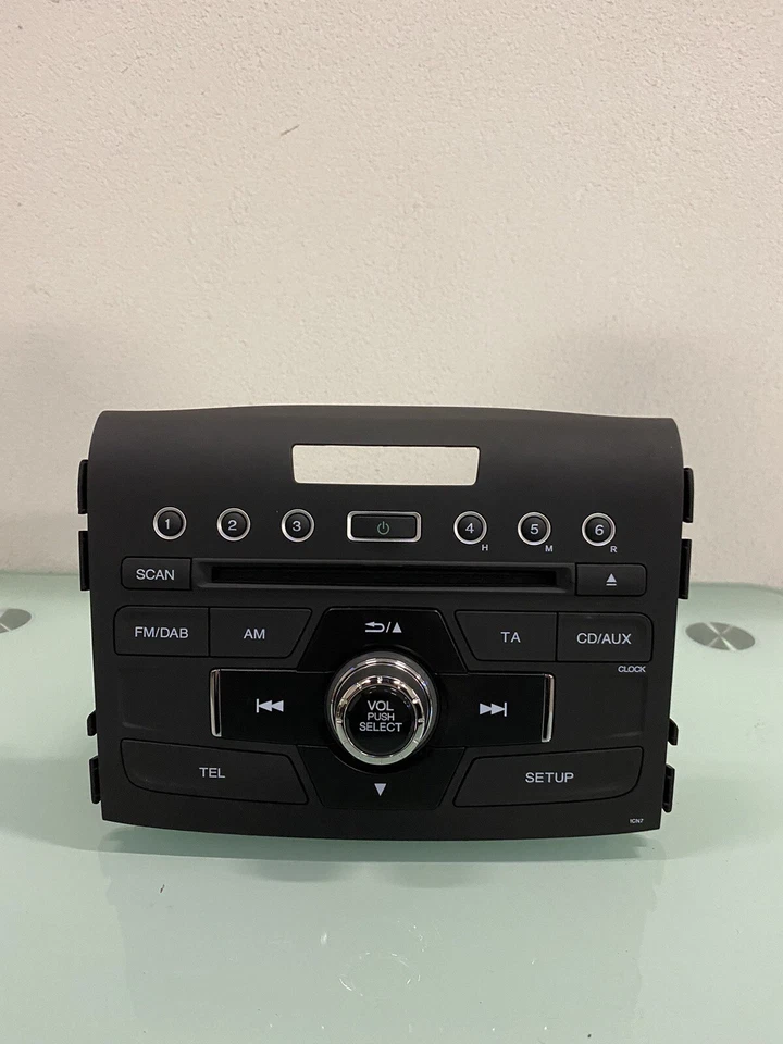 AUTORADIO 2 DIN MP3 - HONDA CR-V 3a SERIE 2006-2012 39100-T1G-G210-M1  - Immagine 1 di 4