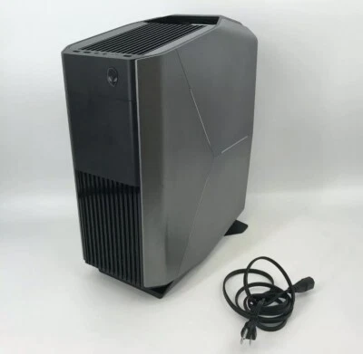 Alienware - Escritorio Aurora R8 - Memoria Intel Core i7-16 GB - NVIDIA GeForce 2070 Foto 1 de 4