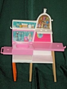 Barbie Doll's Vet Groom Pet Clinic - Sink Table-Mattel 2020 - Picture 1 of 5
