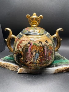 Vintage aufwendige handbemalte runde Schale im Satsuma-Stil mit Deckel Figur Szenen Blumen - Bild 1 von 19