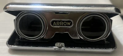 Vintage Crystal Lenses 2.5X Arrow Pocket Binoculars. Made In Japan. - Image 1 of 4